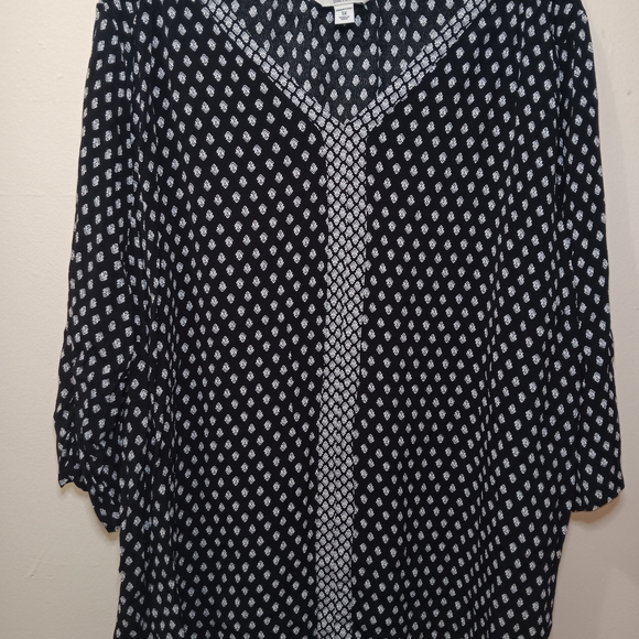 Croft & Barrow Black and White Polka Dot Blouse - Picture 2 of 8